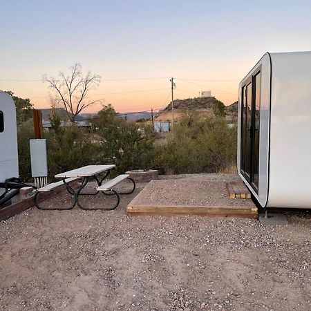 Black Canyon Campground Modern Sleeping Pods Tiny Homes Black Canyon City Экстерьер фото